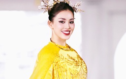 Hoa hậu Tiểu Vy khoe nhan sắc ở tuổi 23