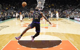 LeBron James vẫn gánh Lakers 'còng lưng' dù đã gần 40 tuổi