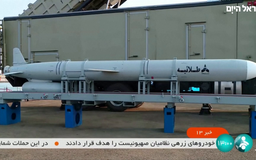 Iran khoe tên lửa hành trình 'thông minh', bị Mỹ tố phóng UAV vào tàu biển
