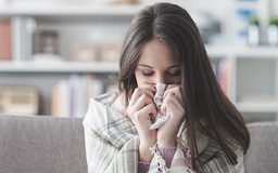 Phải làm gì khi chuẩn bị đi xa nhưng lại bị cảm cúm?