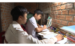 Đắk Nông lại tiếp tục ‘lỗi hẹn’ việc mua máy tính bảng cấp phát cho học sinh