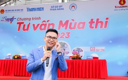 Tư vấn mùa thi: 'Tôi từng mơ làm ca sĩ, giờ tôi là… tiến sĩ'