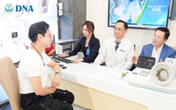 Phòng nguy cơ đột quỵ, Ngọc Sơn đi lọc máu tại Bệnh viện DNA