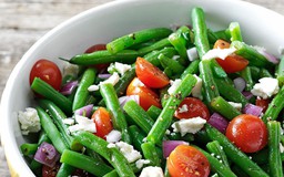 Salad chay vùng Địa Trung Hải ngon vị, lạ miệng, dễ làm