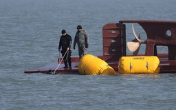 Vẫn chưa tìm thấy 2 người Việt mất tích trong vụ lật tàu cá tại Hàn Quốc