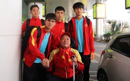 U.20 Việt Nam về nước an toàn, được chào đón tình cảm tại sân bay Nội Bài