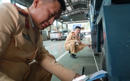 30 CSGT bắt đầu hỗ trợ Hà Nội đăng kiểm xe cơ giới
