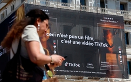 Pháp cấm TikTok trên điện thoại của công chức