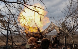 Chiến sự ngày 375: Ukraine khai hỏa HIMARS, Bộ trưởng Quốc phòng Nga có động thái mới