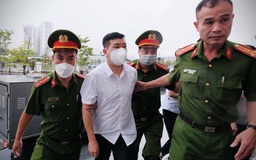 Phúc thẩm cựu đại tá Phùng Anh Lê, người 'sẽ kêu oan đến chết'