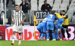Juventus thua 'đau' trước đội đầu bảng Napoli