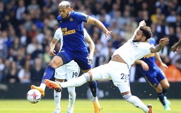 Ngoại hạng Anh: Bị Leeds cầm chân, Newcastle chưa đảm bảo vị trí tốp 4
