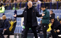 HLV Mourinho không thể chỉ đạo AS Roma trận cuối mùa giải Serie A