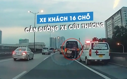 Phẫn nộ xe khách 16 chỗ ‘cướp’ làn dừng khẩn cấp, cản đường xe cứu thương