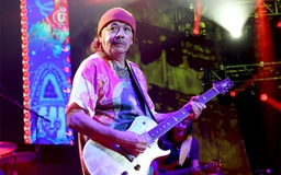 Carlos Santana tha thứ cho người làm tổn thương ông khi còn nhỏ