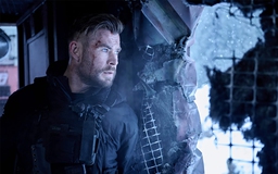 Chris Hemsworth ‘tả xung hữu đột’ trong phim hành động ‘Extraction 2’