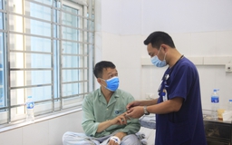 Quảng Ninh: Người đàn ông mắc bệnh mèo cào hiếm gặp