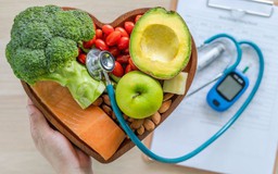Ngày mới với tin tức sức khỏe: Cách ăn uống giúp đường huyết không tăng đột biến