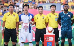 Trận CLB TP.HCM thua đau SLNA, trưởng Ban trọng tài VFF: 'Trợ lý đã sai'