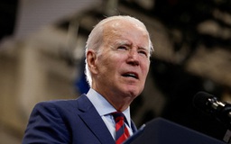 Tổng thống Biden bị cản việc xóa nợ vay sinh viên
