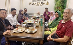 Nhà hàng Hồi giáo ở TP.HCM tấp nập khách Malaysia, Indonesia: 'Món ăn phải đúng chuẩn'