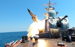 Hải quân Nga diễn tập bắn tàu, phong tỏa biển Đen