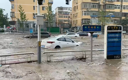 Mưa bão gây chết người ở Bắc Kinh