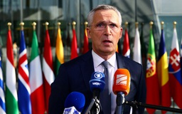 Tổng thư ký NATO Stoltenberg lại gia hạn nhiệm kỳ vì chưa tìm được người thay thế