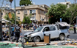Tông xe, tấn công dao ở Tel Aviv sau chiến dịch quân sự của Israel