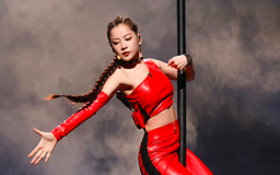 Chi Pu múa cột 'rực lửa', giành chiến thắng trước vũ công Trung Quốc
