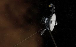 Tàu Voyager 2 mất tín hiệu trong không gian liên sao, NASA gấp rút nối liên lạc