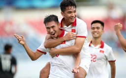 Tiền vệ U.23 Việt Nam Đinh Xuân Tiến: Chất 'nghệ' của người xứ Nghệ
