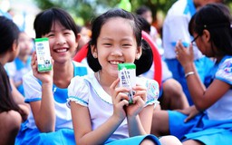 Vì sao Quảng Nam không thể chi 150 tỉ đồng mua sữa học đường cho học sinh?