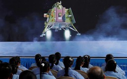 Xe tự hành Ấn Độ bắt đầu khám phá mặt trăng