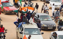 Người Niger không nao núng sau tối hậu thư của liên minh Tây Phi