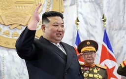Triều Tiên duyệt binh mừng quốc khánh, khoe sức mạnh lực lượng Cận vệ đỏ