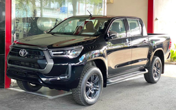 Doanh số nhiều mẫu xe bán tải sụt giảm, Toyota Hilux tăng trưởng vẫn 'đội sổ'