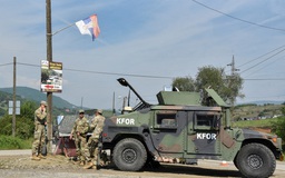 Một nhóm trang bị vũ khí hạng nặng vừa tấn công cảnh sát Kosovo?