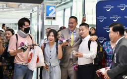 Thủ tướng Thái ra sân bay đón khách Trung Quốc theo diện miễn thị thực