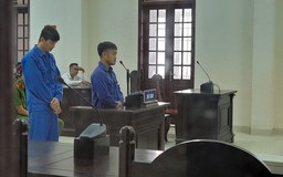 Bán lại kit test cho Việt Á, 2 cựu cán bộ CDC Quảng Trị lãnh án