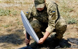 Thiết bị di động của binh sĩ Ukraine trở thành mục tiêu của tin tặc Nga?