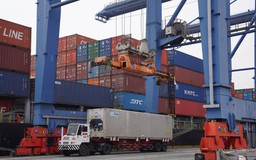 Phí bốc dỡ container bị thất thu cả tỉ USD mỗi năm