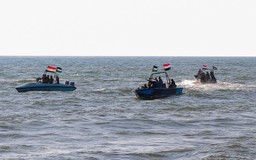 HĐBA Liên Hiệp Quốc yêu cầu Houthi chấm dứt tấn công ở biển Đỏ