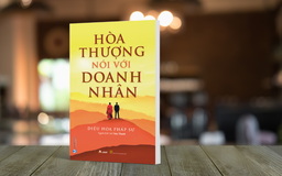 Hòa thượng trò chuyện với doanh nhân