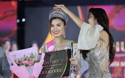 Trịnh Huyền Mai đăng quang Hoa khôi sinh viên