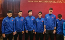 Tổng thư ký VFF làm trưởng đoàn, đội tuyển Việt Nam mặc áo mới dự Asian Cup