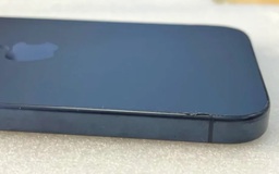 iPhone 15 Pro dính lỗi bị tróc viền mặt lưng