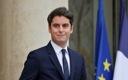 Pháp có thủ tướng trẻ nhất và công khai đồng tính đầu tiên