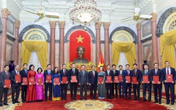 Chủ tịch nước Võ Văn Thưởng trao quyết định bổ nhiệm 18 đại sứ