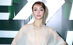 Ca sĩ MLee có giải thưởng đầu tiên sau khi thi Miss Universe Vietnam